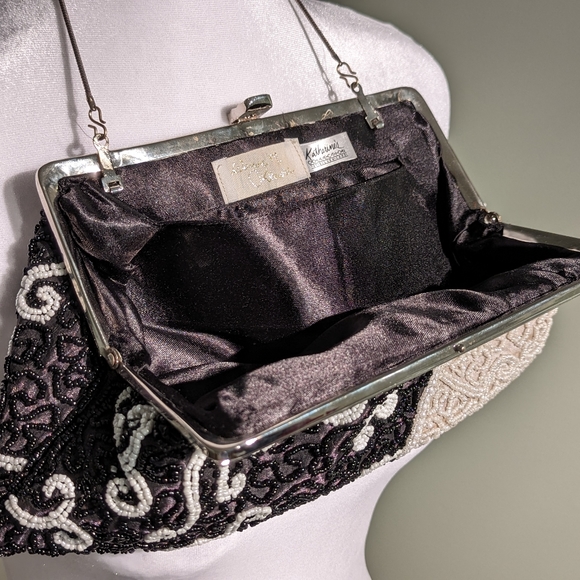 Wayne M. Kleski Beaded Shawl & Evening Purse - Picture 3 of 4